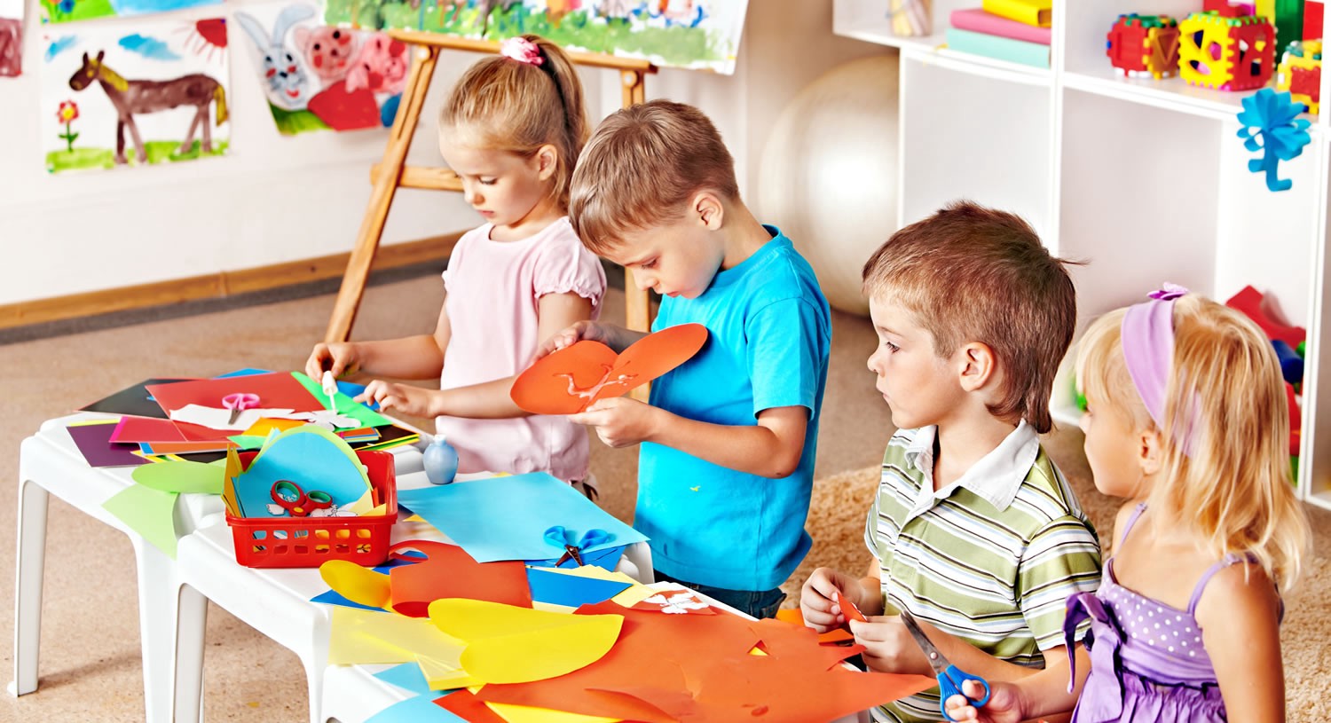 Dạy con theo phương pháp Montessori, mẹ cần biết gì?